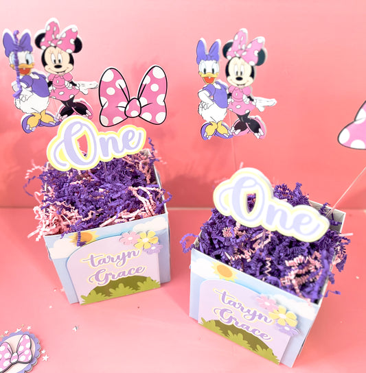 Table centerpieces | Birthday centerpieces | custom party decor | custom centerpieces | personalized centerpieces