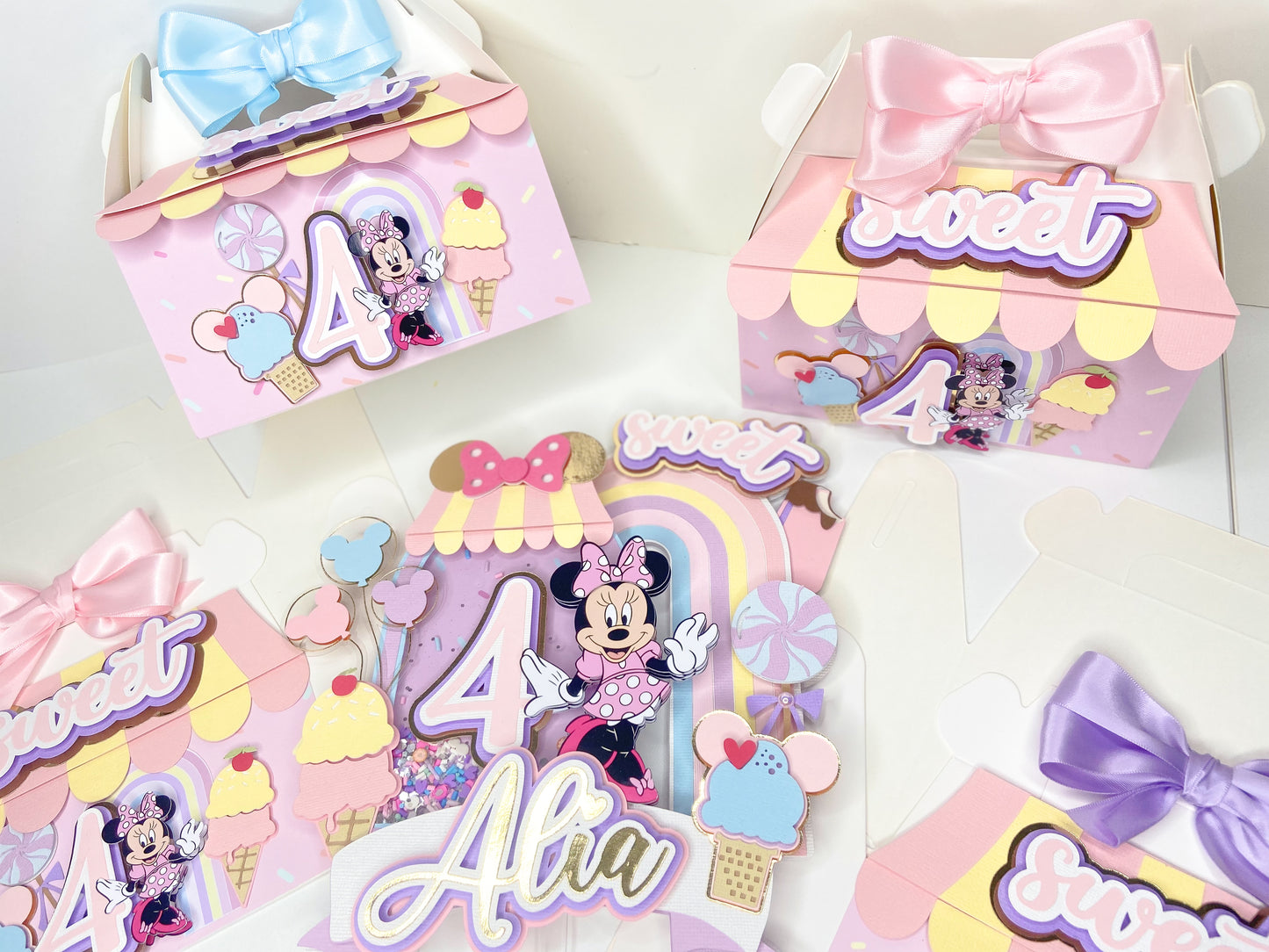 Minnie Mouse candyland favor boxes | Minnie sweet birthday | Candy land birthday | Minnie Ice cream shop | birthday favors | Minnie birthday