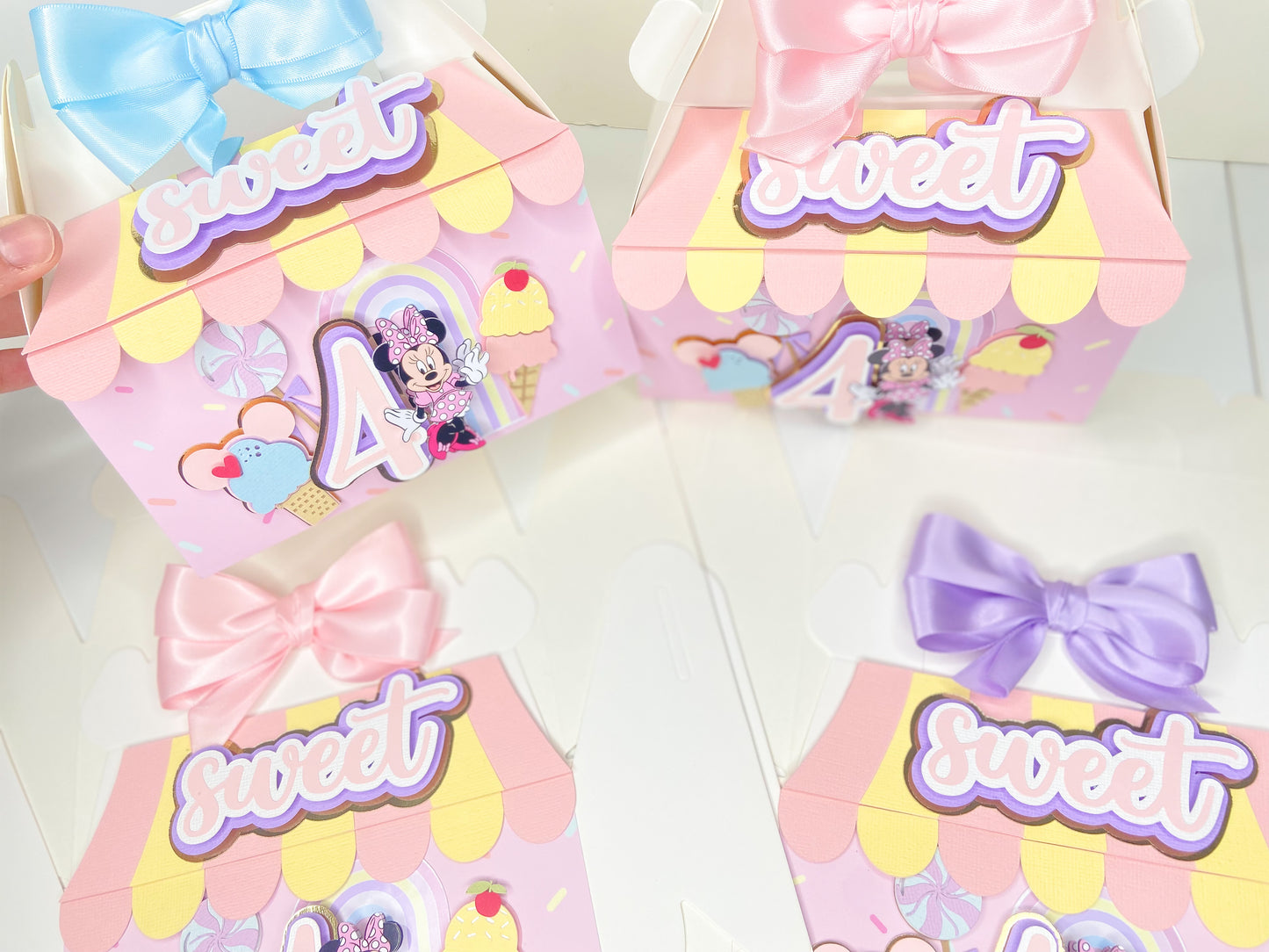 Minnie Mouse candyland favor boxes | Minnie sweet birthday | Candy land birthday | Minnie Ice cream shop | birthday favors | Minnie birthday