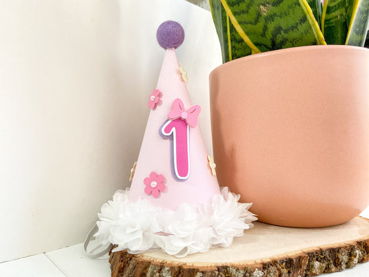 Minnie Mouse themed birthday hat | party hat | Birthday hat | first birthday hat | party set | minnie bowtique birthday hat