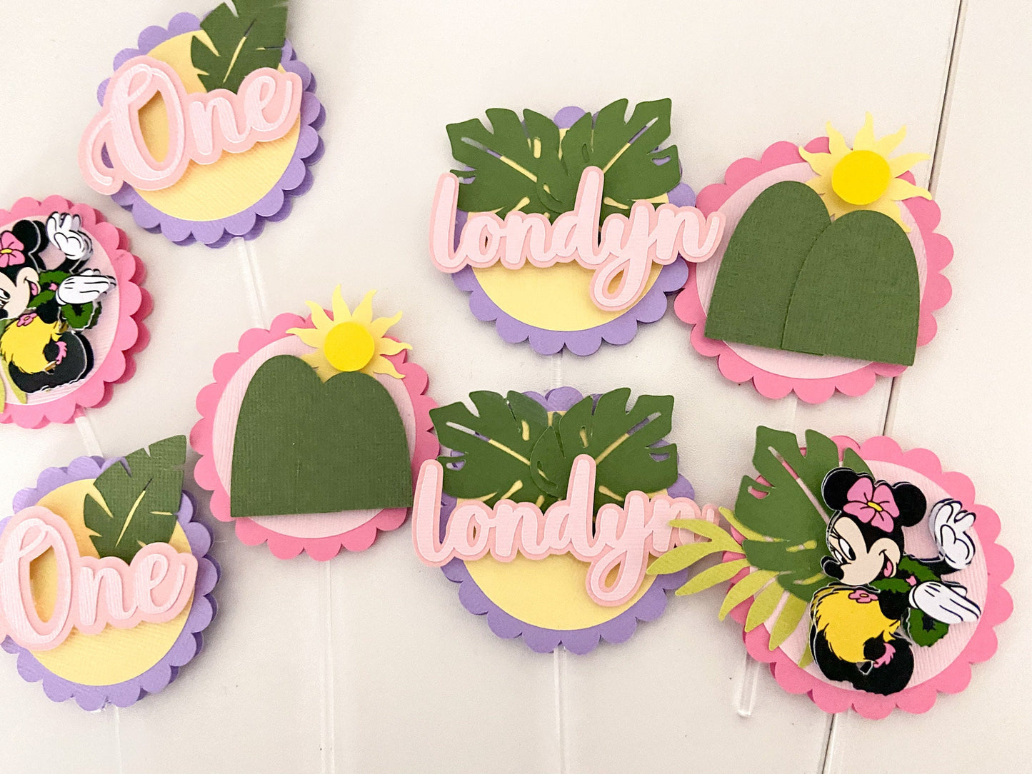 Minnie luau cupcake topper | cupcake topper | customizable cupcake topper | Minnie Mouse cupcake topper