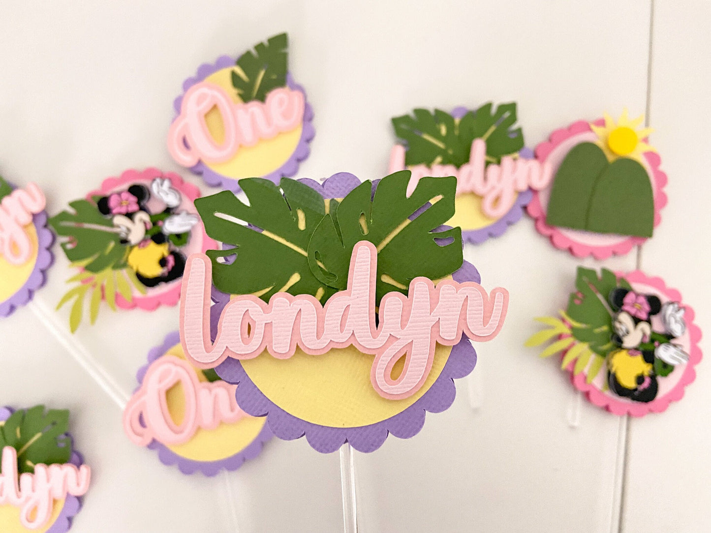 Minnie luau cupcake topper | cupcake topper | customizable cupcake topper | Minnie Mouse cupcake topper