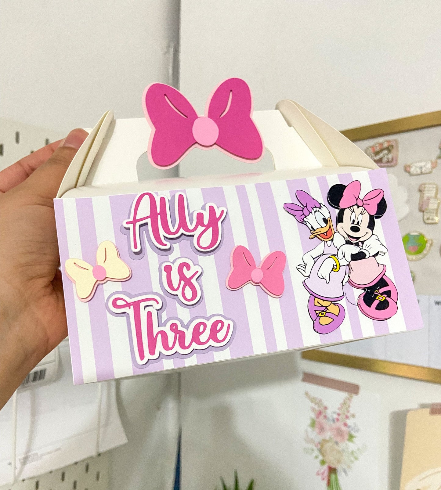 Minnie Mouse favor box | personalized gable box | party decorations | party gift box | birthday favor box | Minnie Mouse theme party